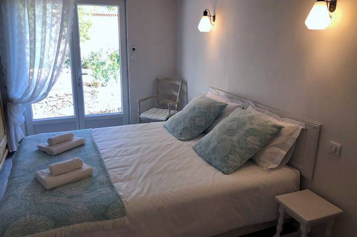 Chambre d’hôte pour 4 personnes, avec piscine à Cotignac - 3