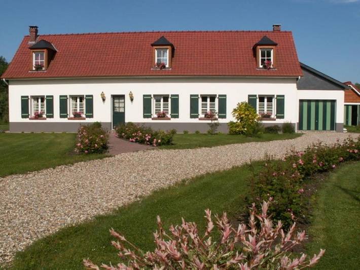 Location de vacances pour 9 personnes, avec jardin à Saint-Quentin-en-Tourmont