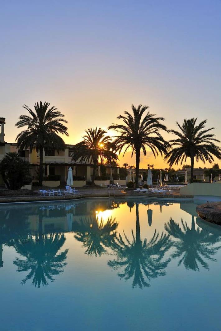 Resort per 3 persone, con Balcone e Terrazza nonché Giardino e Piscina in Basilicata