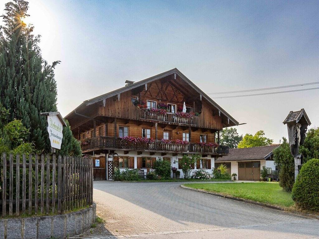 Ferienwohnung mit 1 Schlafzimmer in Reichersbeuern, Tölzer Land