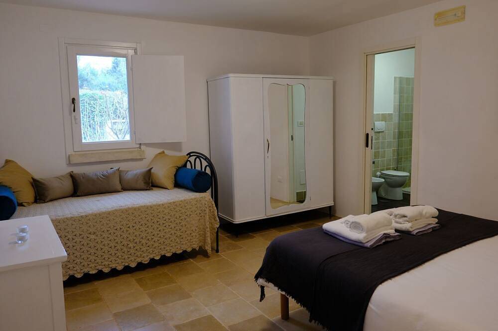 Landhaus in Ostuni mit privatem Pool in Traghetto, Ostuni