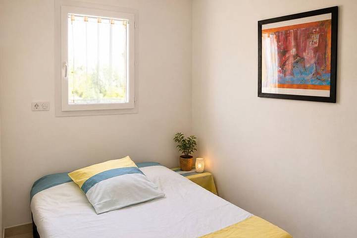 Maison Climatise, Calme Avec Jardin Et Parking Privatif Dans Grande Propriete in Marsillargues, Côte méditerranéenne (France)