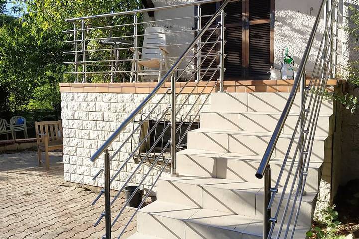 Chalet pour 4 personnes, avec terrasse et jardin