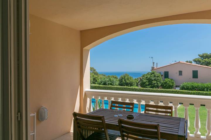 Appartamento vacanze per 4 persone, con terrazza e piscina - 1