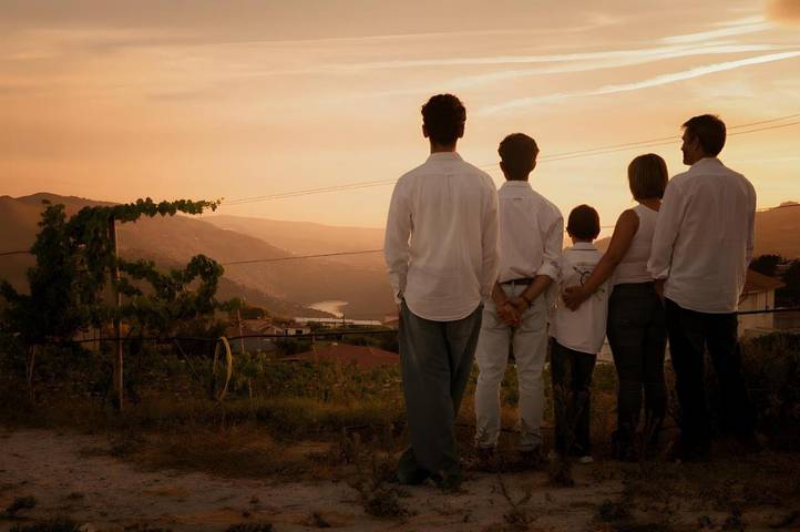 Cottage pour 5 personnes, avec bassin pour enfant et piscine ainsi que vue et jardin dans São Lourenço do Douro