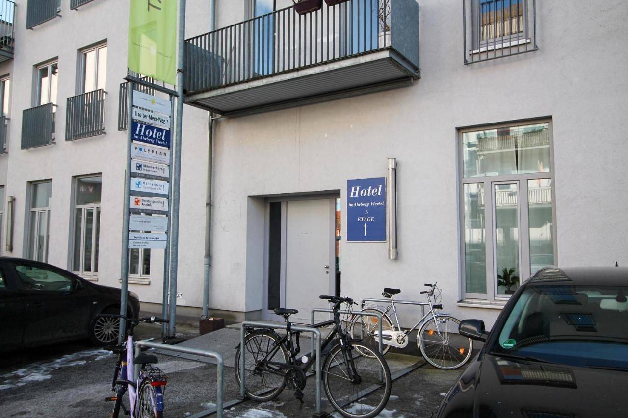Two-Bedroom Apartment in Linden-Limmer, Hanovre