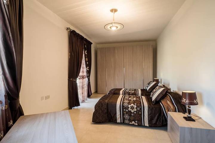 Ganze Wohnung, Moderne und komfortable Wohnung in Birzebbuga in Birżebbuġa, Insel Malta