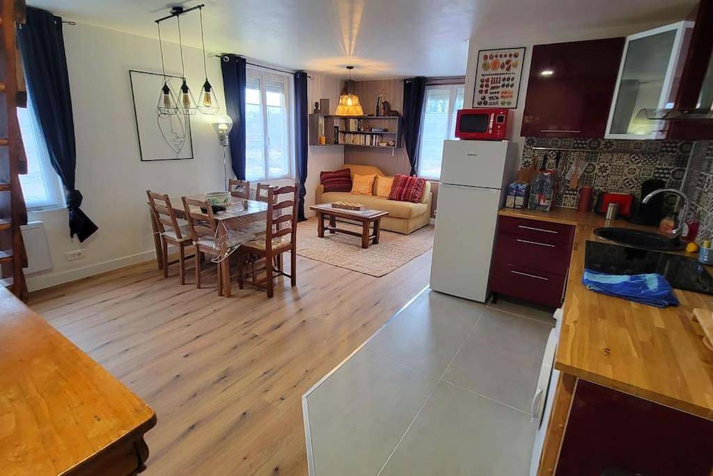 Appartement entier, Le Duplex in Monchy-Saint-Éloi, Oise