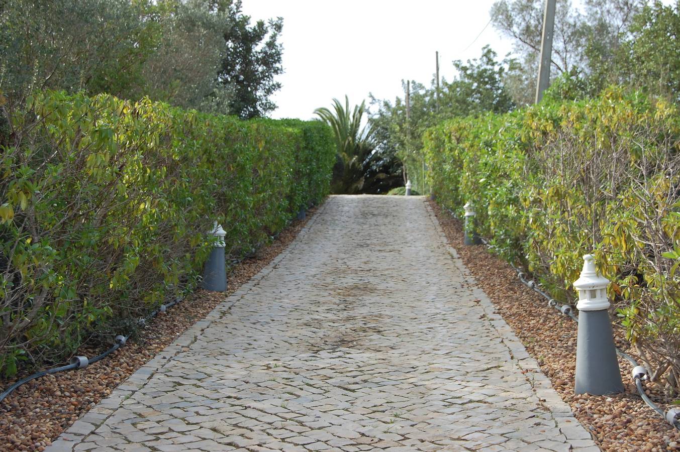 Charmante Villa mit 3 Schlafzimmer und Blick zum Meer in Santa Bárbara de Nexe, Faro