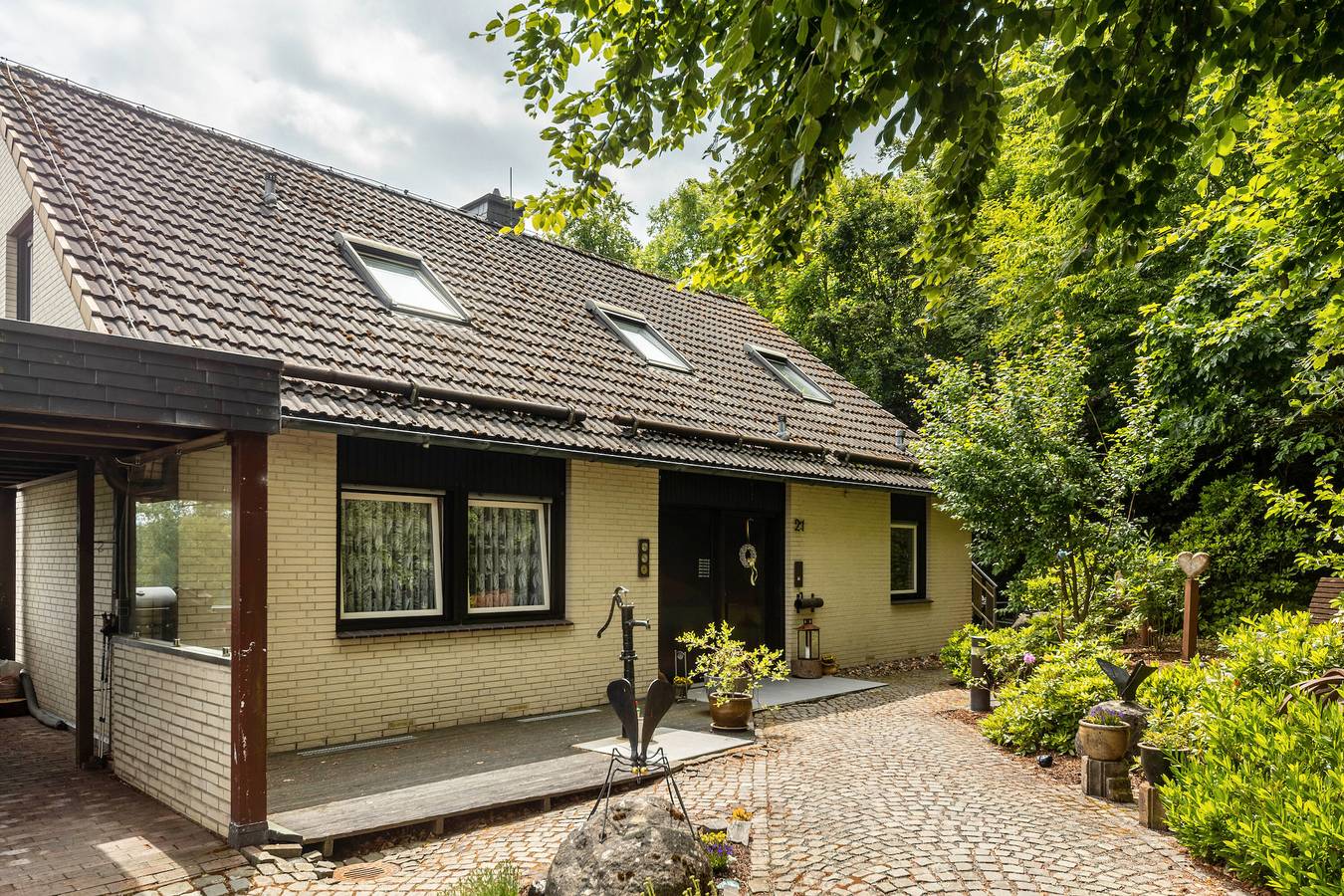 Appartement entier, Appartement 'Ferienwohnung Am Jakobsweg' avec jardin partagé et Wi-Fi in Schmallenberg, Arrondissement du Haut-Sauerland