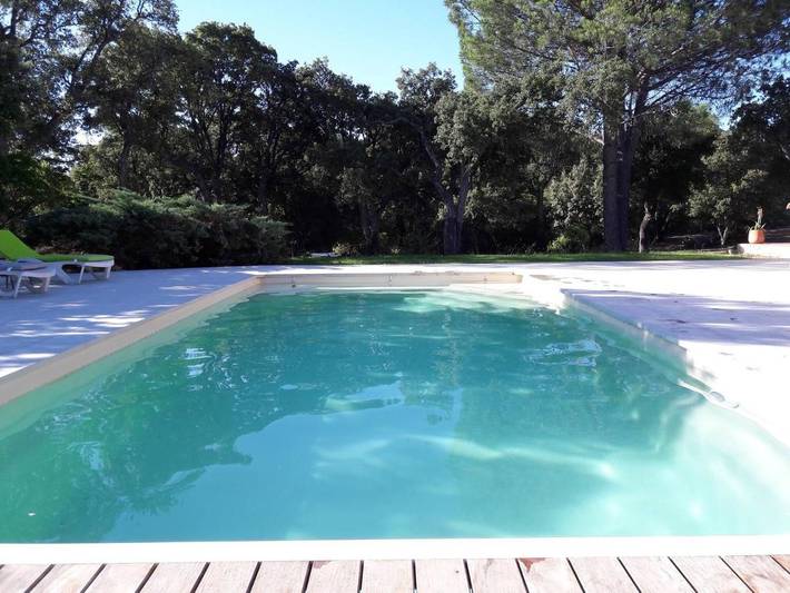 Location de vacances pour 6 personnes, avec jardin ainsi que terrasse et piscine dans Office De Tourisme De Sainte Lucie De Porto Vecchio - 3