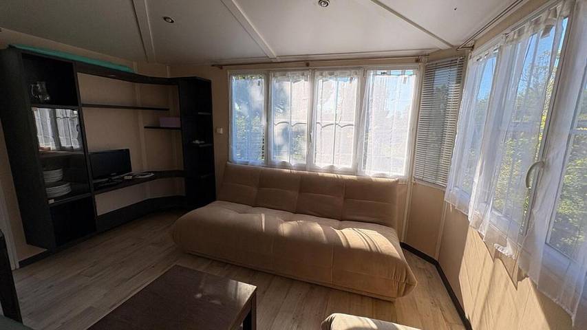 Gîte pour 4 personnes, avec piscine ainsi que jardin et vue, animaux acceptés à Semussac - 2