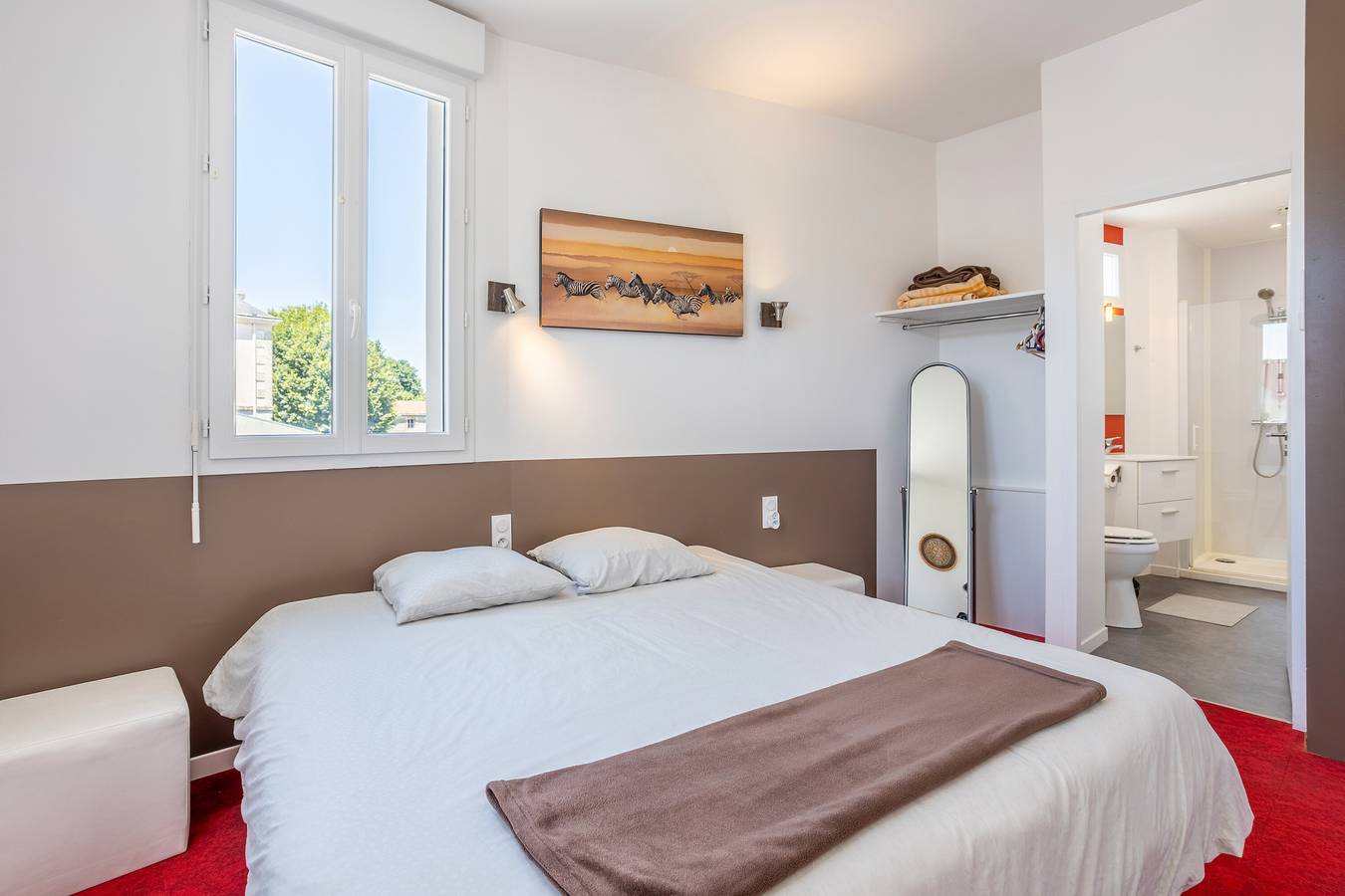 Chambre 'N°01' avec Wi-Fi in Chantonnay, Région de La Roche-sur-Yon
