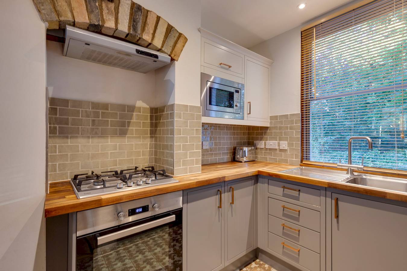 Modern and Stylish Townhouse in City Centre | Pass the Keys in Market Ward, Cambridge