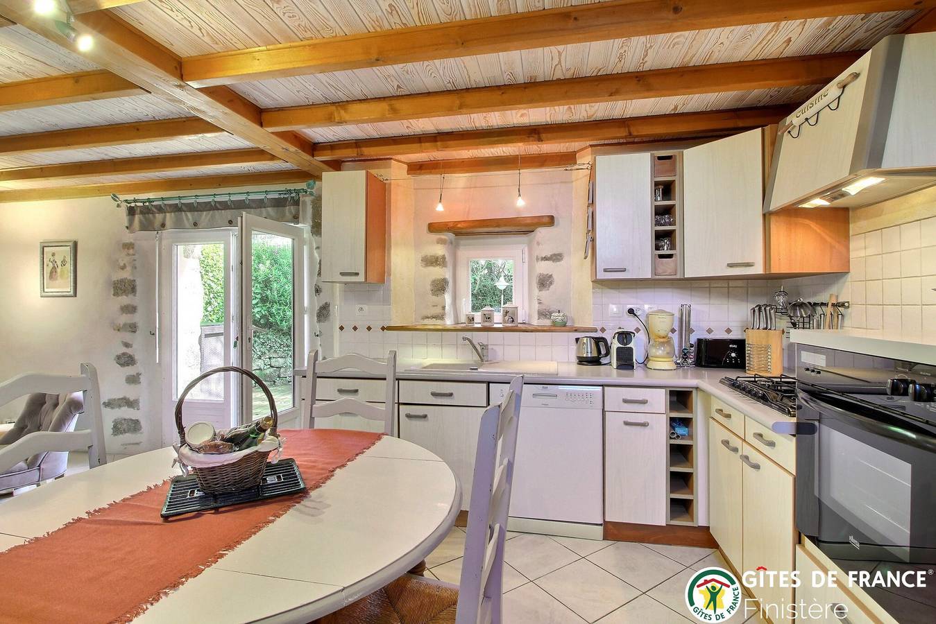 "Les Pierres Sauvées" - Village de kerneac'h in Plouescat, Ceinture Dorée