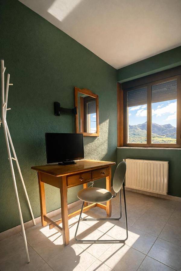 Coronel Somiedo by Unusual Hotels in Santa María del Puertu, Somiedo