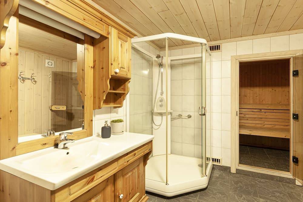 Bjælkehytte for 10 personer med terrasse in Hafjell, Øyer