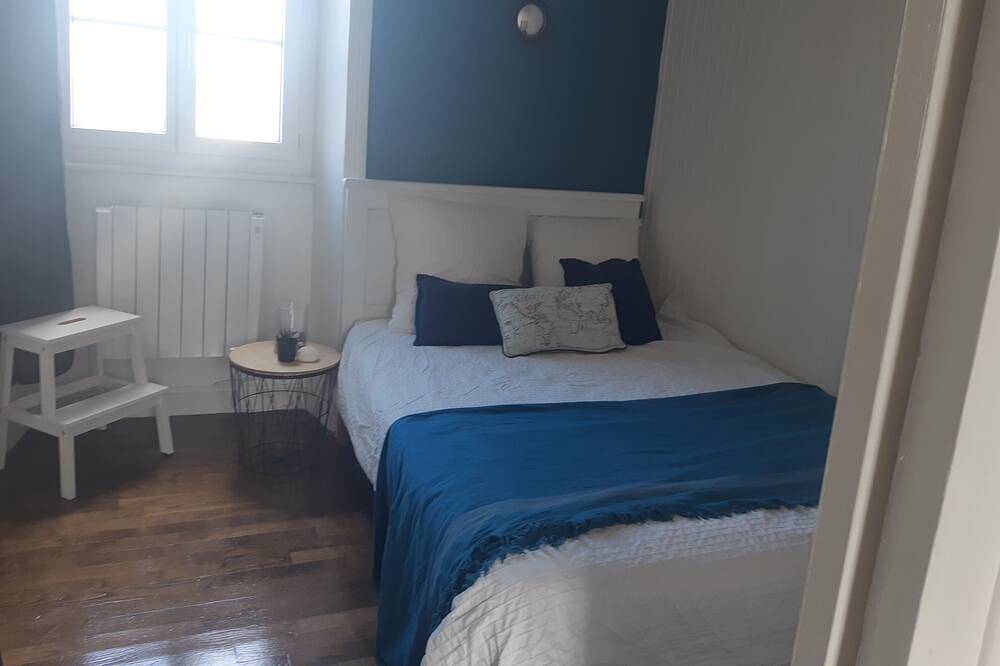 Appartement entier, Charmant T1 bis centre Quimper- spec red sejours plus d une semaine in Quimper, Région de Quimper