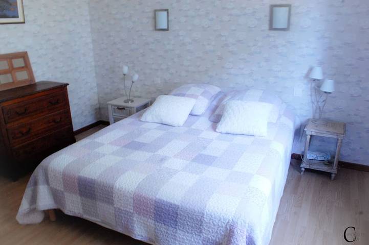 Location de vacances pour 8 personnes, avec jacuzzi ainsi que jardin et terrasse à Montfrin - 3