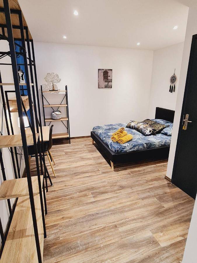 Appartement entier, Rep - 1B in Millau, Parc naturel régional des Grands Causses