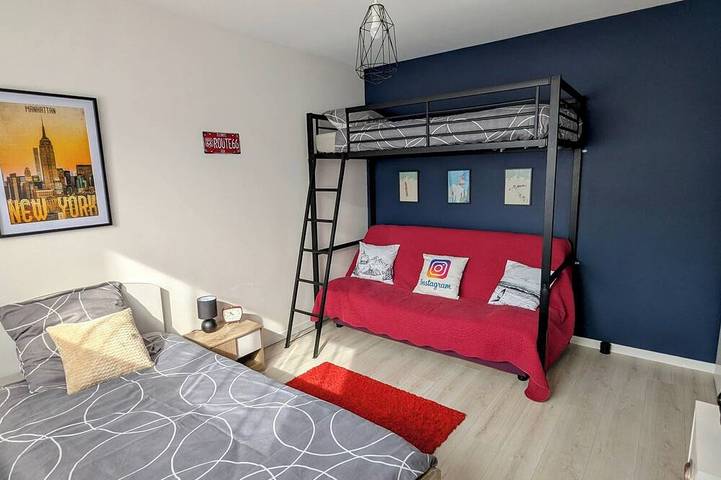 Location de vacances pour 7 personnes, avec jardin et terrasse à Saint-Hilaire-du-Rosier - 4