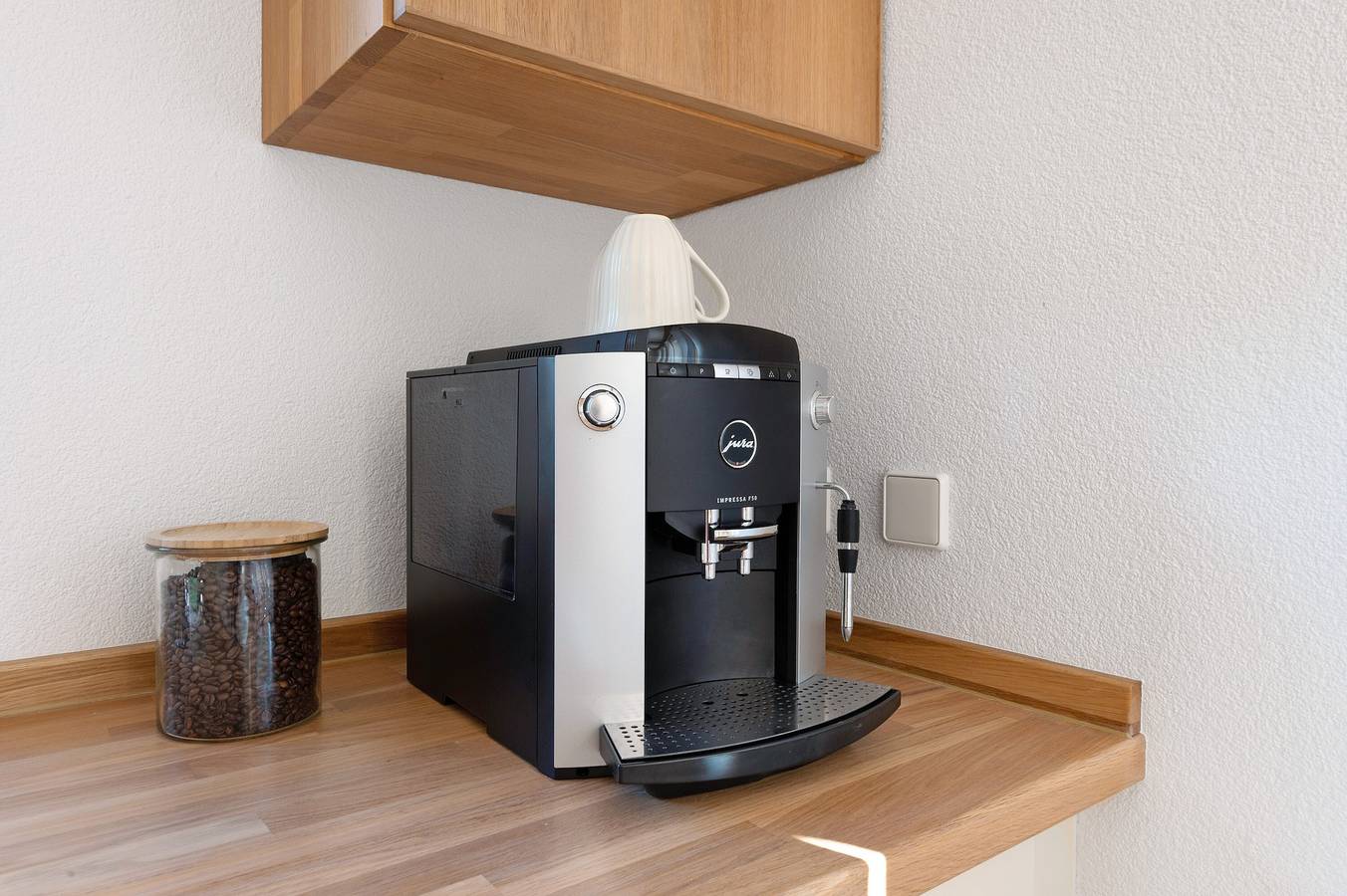 Ganze Wohnung, Ferienwohnung 'Stübele' mit Gemeinschaftsterrasse, Gemeinschaftsgarten und Wi-Fi in Bad Bellingen, Südschwarzwald