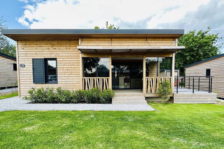 Gîte pour 4 personnes, avec piscine ainsi que jardin et terrasse, animaux acceptés