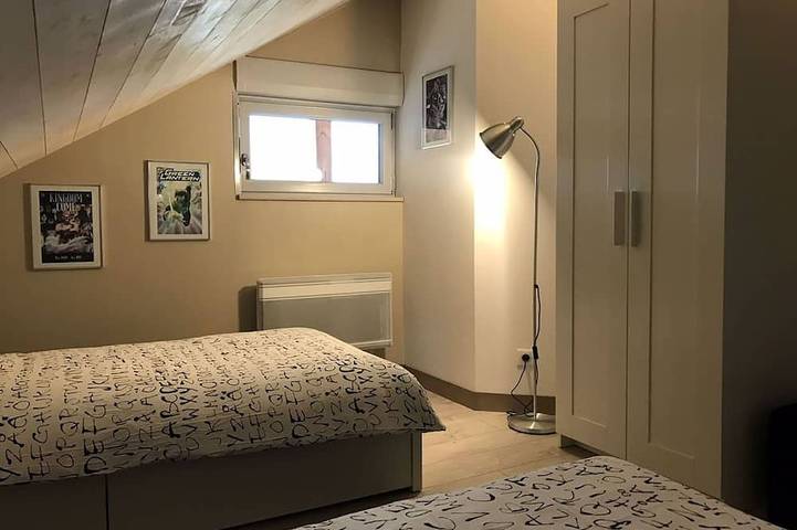 Gîte pour 8 personnes, avec terrasse à Doucier - 4