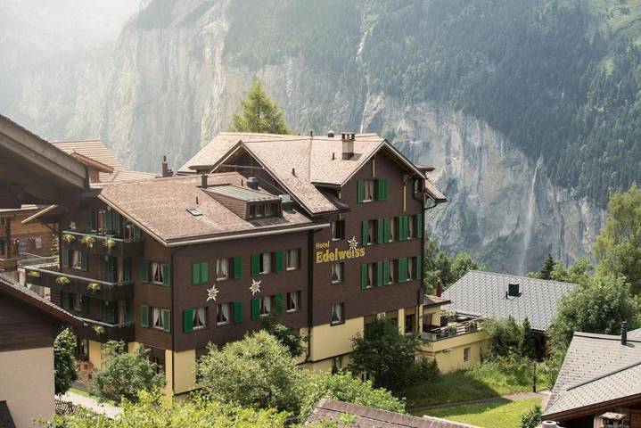 Hôtel pour 4 personnes, avec vue ainsi que jardin et sauna