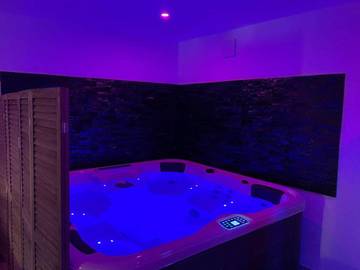 Gîte pour 2 personnes, avec sauna et piscine à Herblay-sur-Seine