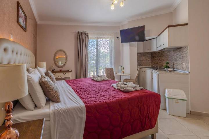 Chambre d’hôte pour 2 personnes, avec vue et jardin, adapté aux familles dans Rhodes - 4