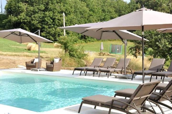 Location de vacances pour 18 personnes, avec jardin à Sergeac - 4