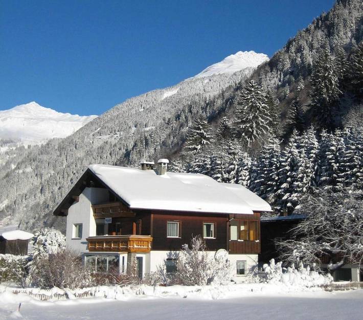 Ferienpark für 3 Personen, mit Terrasse und Garten in Vorarlberg