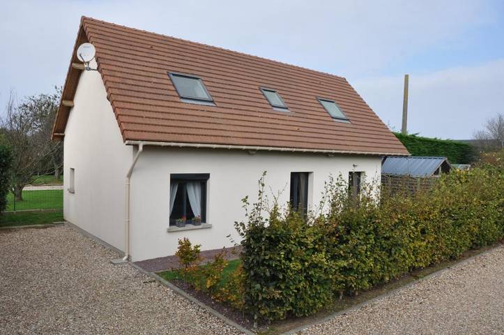 Location de vacances pour 6 personnes, avec Terrasse ainsi que Jardin et Vue à Vinnemerville
