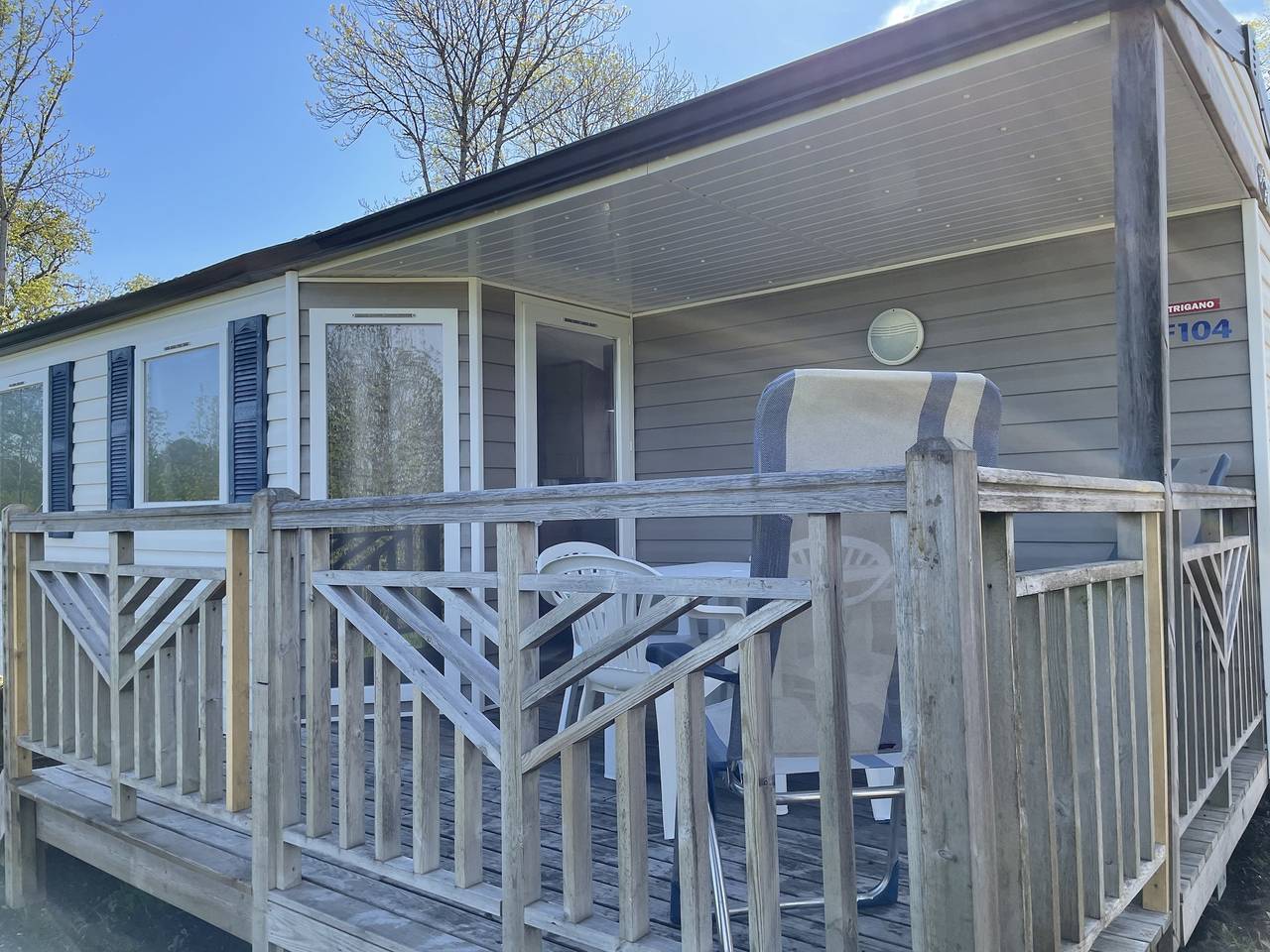 Bungalow confortable à Argences-en-Aubrac avec piscine in Graissac, Argences en Aubrac