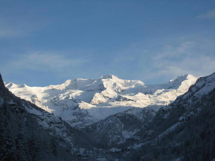 Appartamento per 2 persone, con Balcone e Terrazza nonché Idromassaggio e Giardino a Comune di Gressoney-Saint-Jean