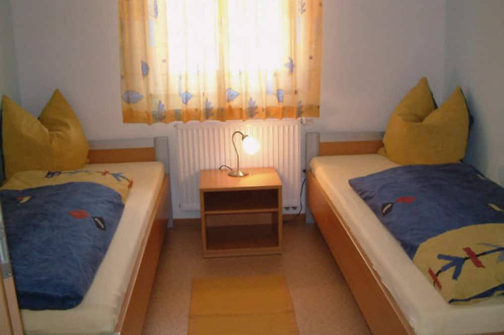Ganze Wohnung, Barrierefreie Ferienwohnung (Eg) am Ferienhof an der Stadtmauer Merkendorf in Merkendorf, Fränkisches Seenland