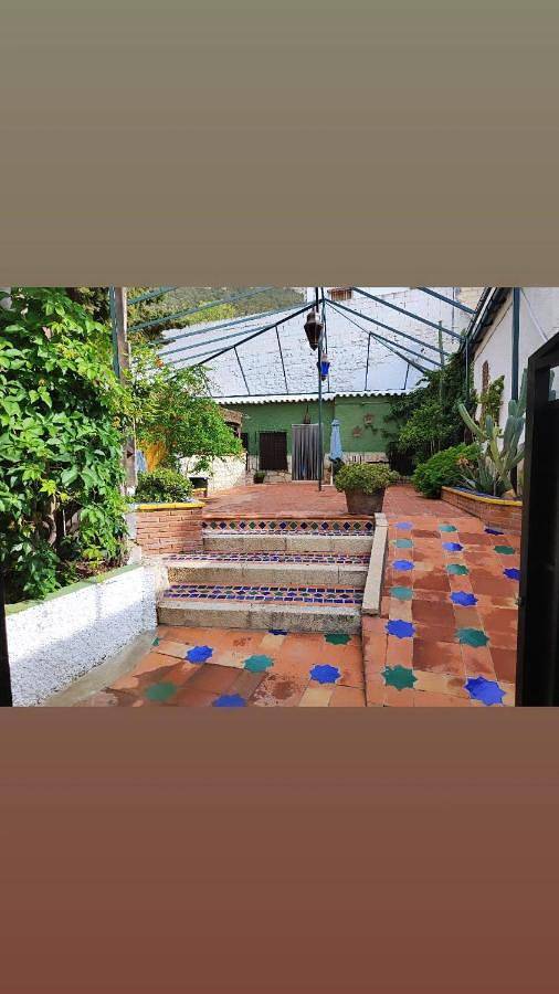 Casa rural para 4 personas, con jardín además de terraza y vistas en Sierra Mágina - 2