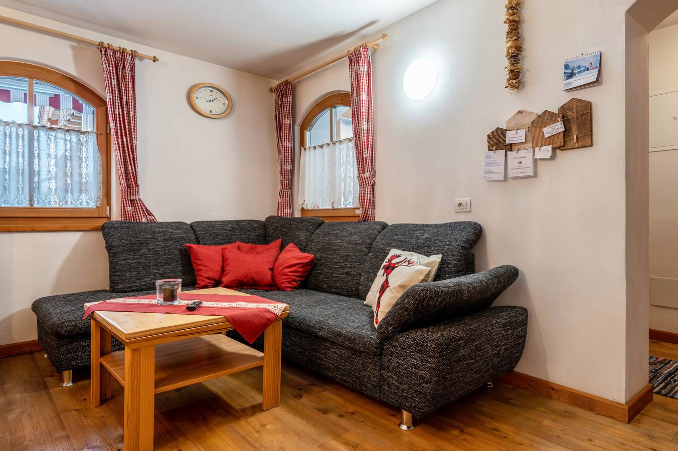 Ganze Wohnung, Ferienwohnung 'Dolomitc Tobià' mit Wlan in Campitello di Fassa, Dolomiti Superski