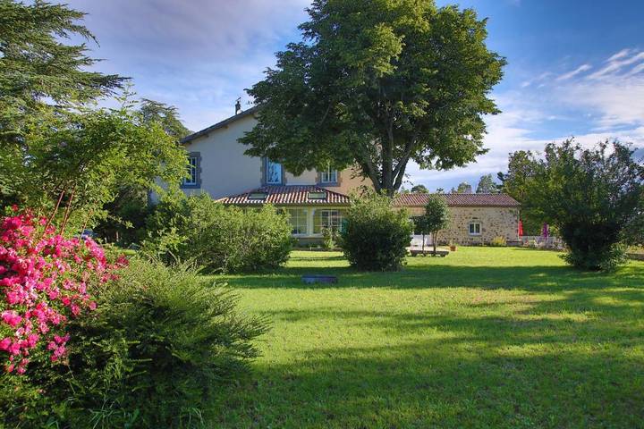 Maison d’hôte pour 4 personnes, avec Terrasse et Jardin