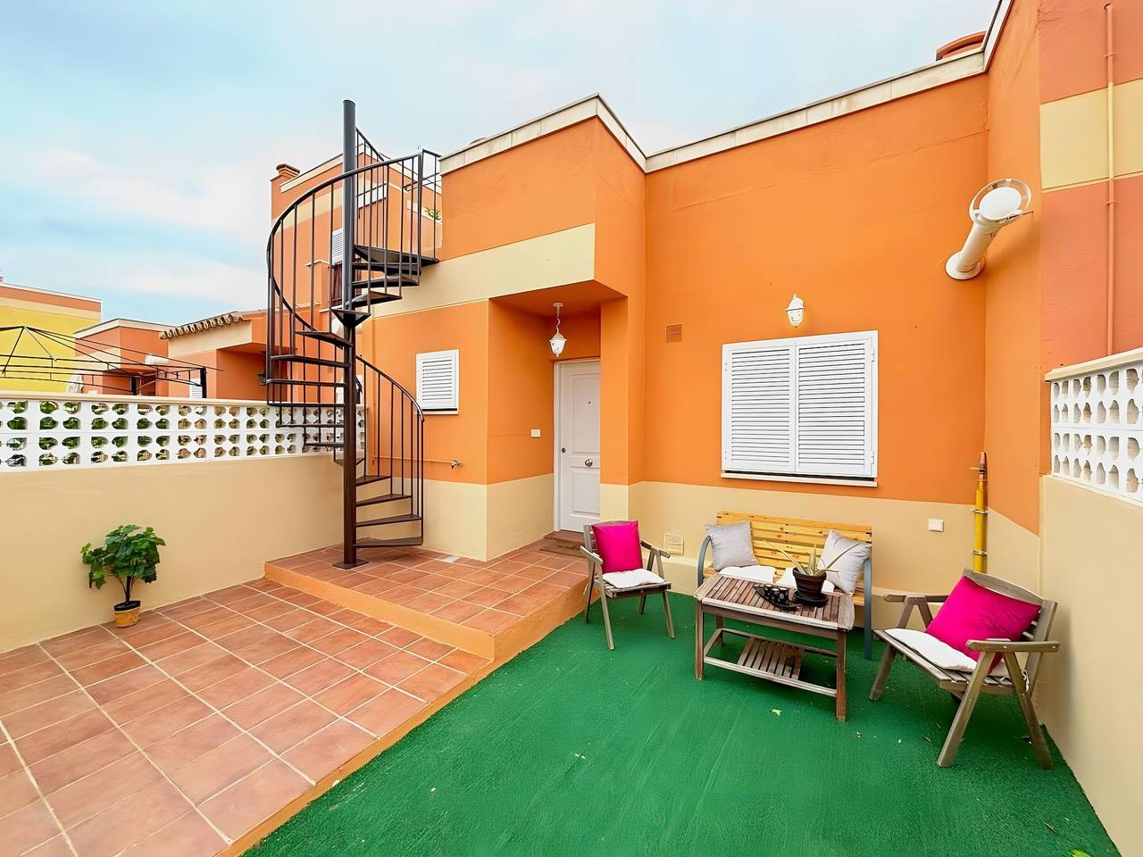 Chalet Málaga Axarquía Valle Niza con Vistas al Mar, Piscina, Wi-Fi y Aire Acondicionado in Vélez-Málaga, Cordillera Penibética