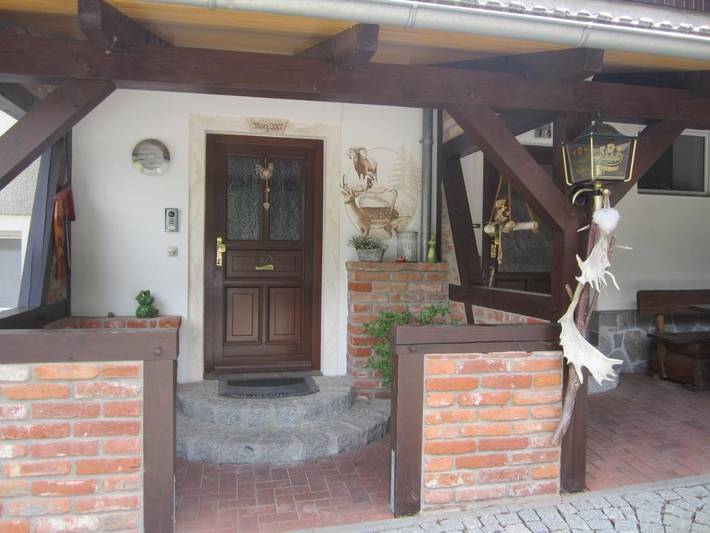 Gästehaus für 2 Personen, mit Terrasse und Garten sowie Sauna und Ausblick in Zittau