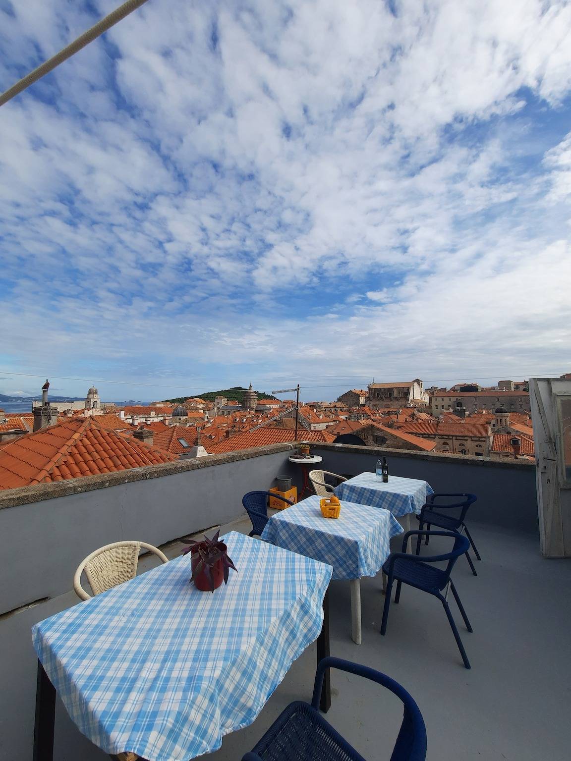 Rooms Kisic - Triple Room with Shared Bathroom in Dubrovnik, Grad Dubrovnik