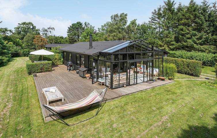Ferienhaus für 6 Personen, mit Terrasse und Garten