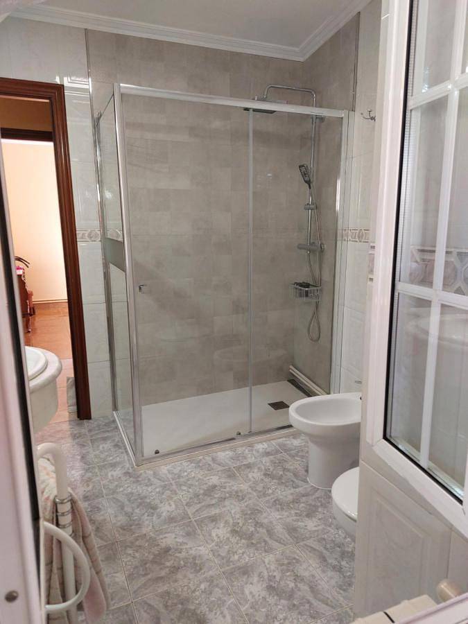 Location de vacances pour 8 personnes, avec jardin ainsi que piscine et vue à Ames - 2