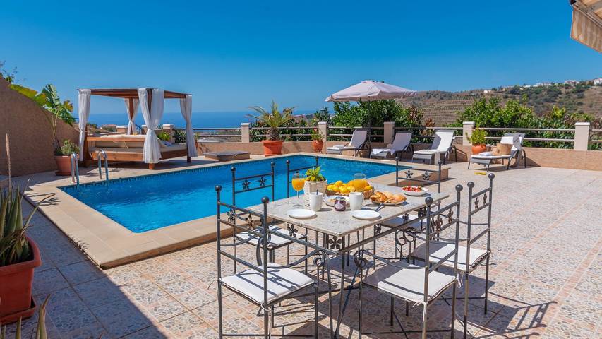 Villa pour 6 personnes, avec balcon/terrasse et piscine à Torrox - 4