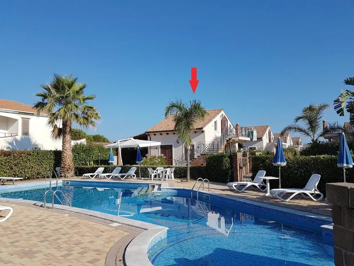 Casa de vacaciones para 4 personas, con terraza además de piscina y vistas - 1