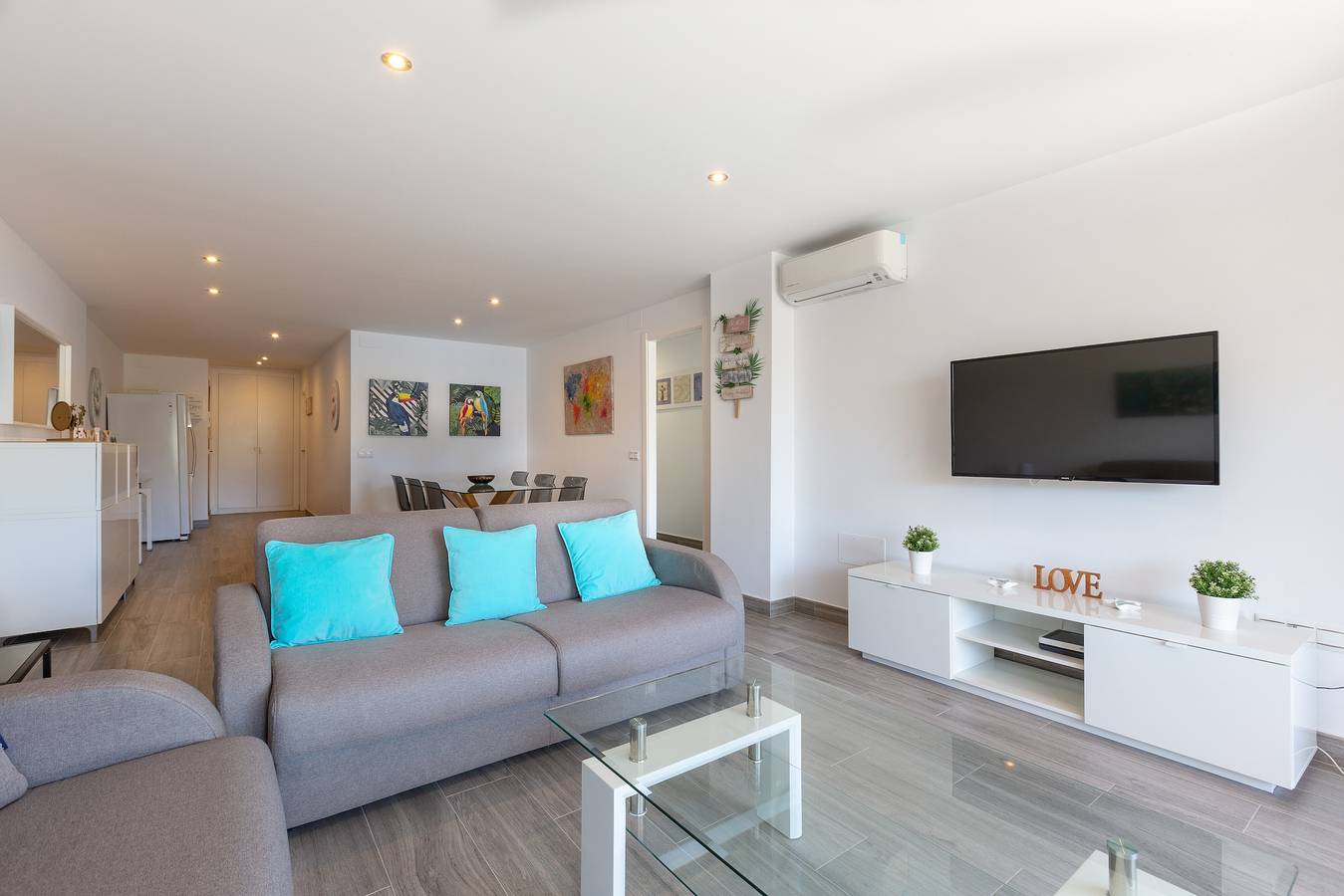 Appartement entier, Appartement central "Marbella Suites" près de la plage avec piscine, terrasse et climatisation in Marbella Centre, Marbella