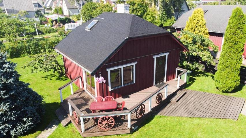 Location de vacances pour 5 personnes, avec sauna ainsi que vue et jardin à Pärnu
