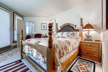 Vacation House for 6 Guests in Steamboat Springs, Routt National Forest, Picture 3